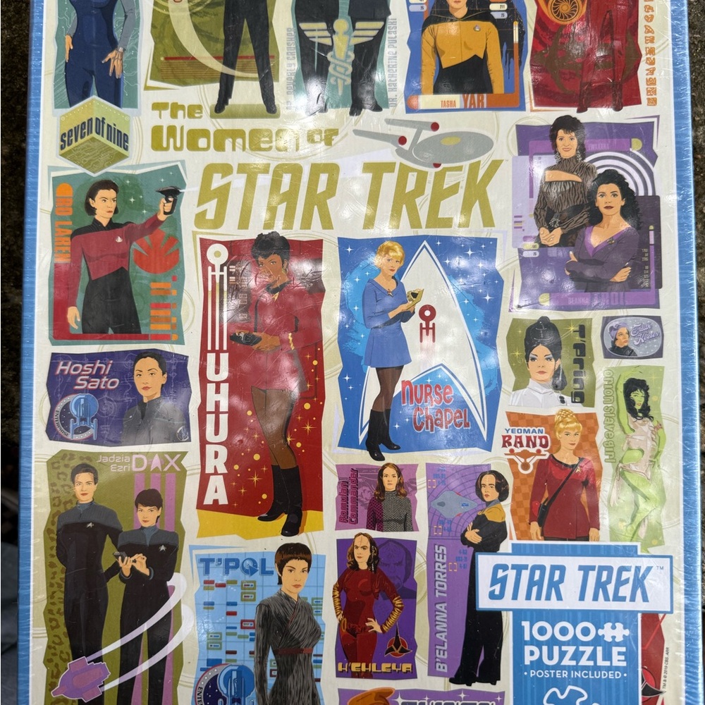 The Women of Star Trek 1000-Piece Puzzle (Poster Included)